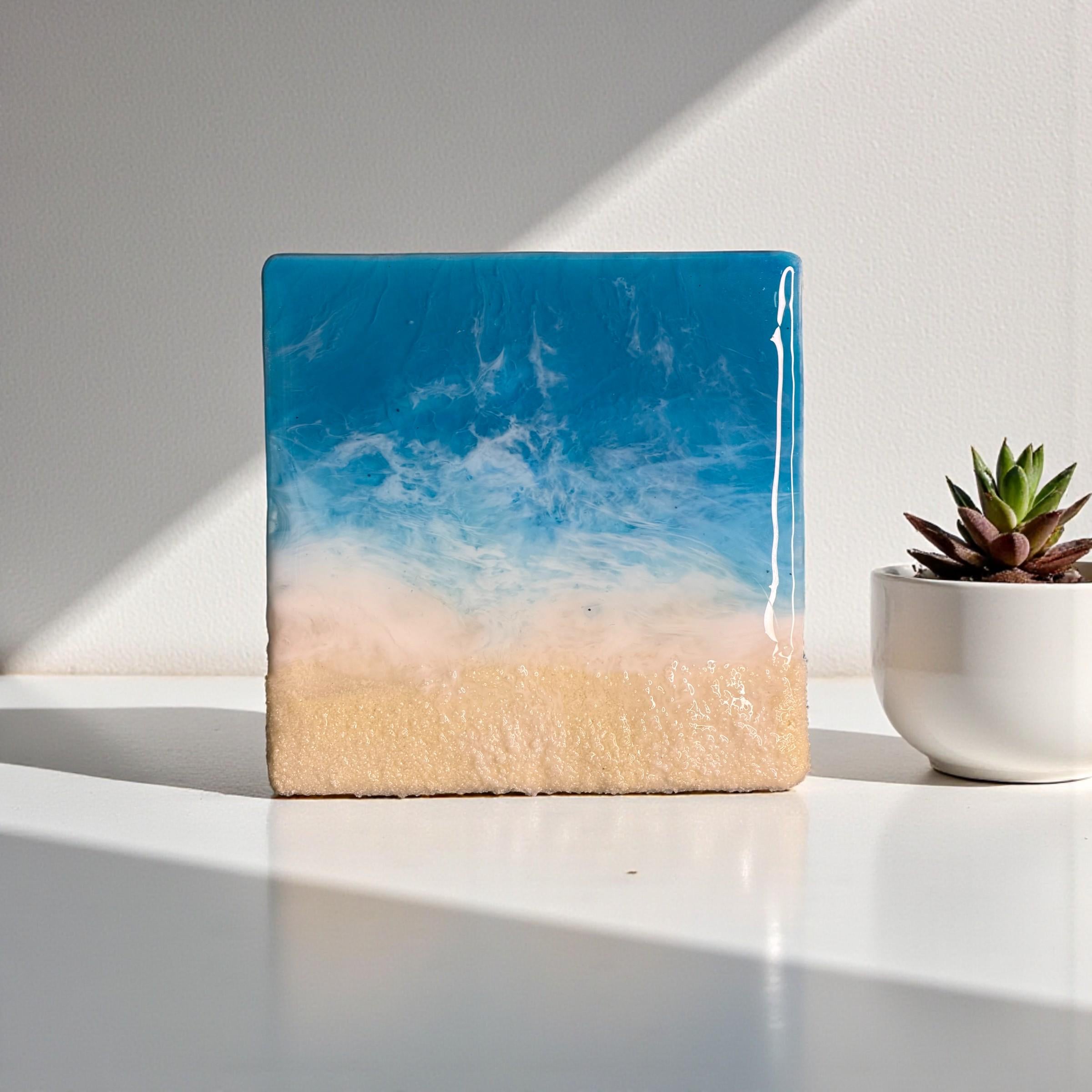 Mini Resin Ocean Art – Maldives Inspired Epoxy Wall Decor