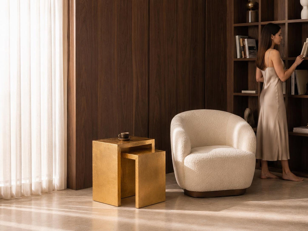 Set di 2 tavolini a incastro Gold Leaf, tavolini con finitura lucida epossidica, tavolini d'appoggio di lusso fatti a mano, mobili moderni Art Déco