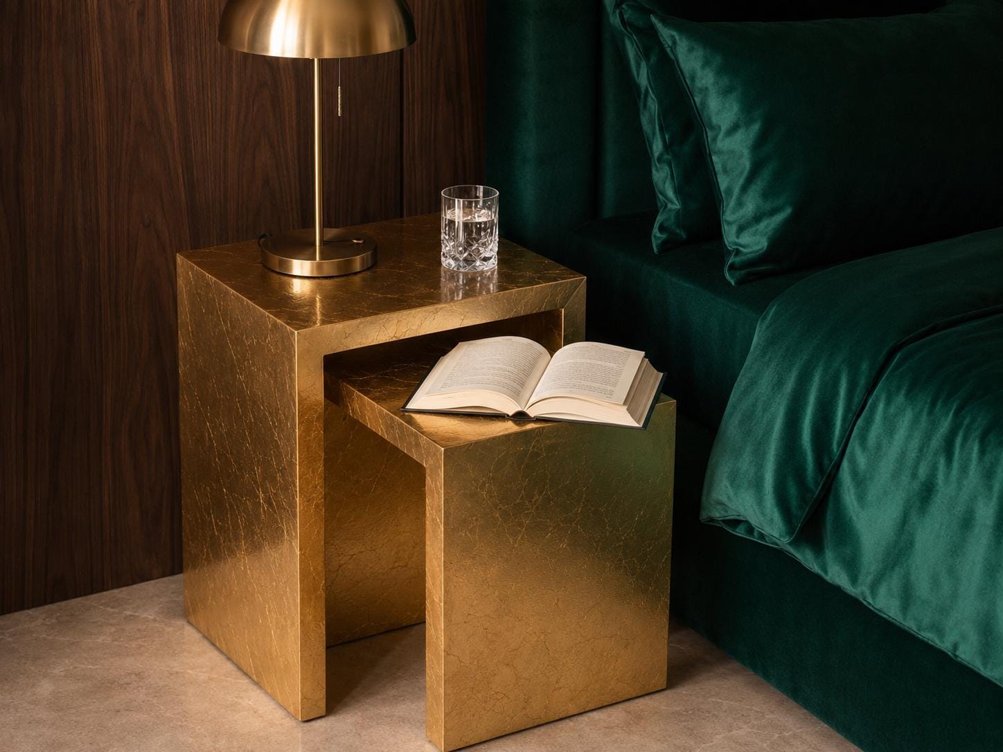 Set di 2 tavolini a incastro Gold Leaf, tavolini con finitura lucida epossidica, tavolini d'appoggio di lusso fatti a mano, mobili moderni Art Déco